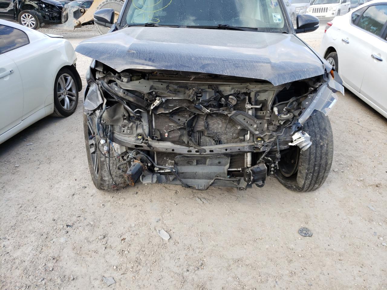Photo 9 from auction – 2017 TOYOTA 4RUNNER SR with VIN JTEZU5JR1H5159562