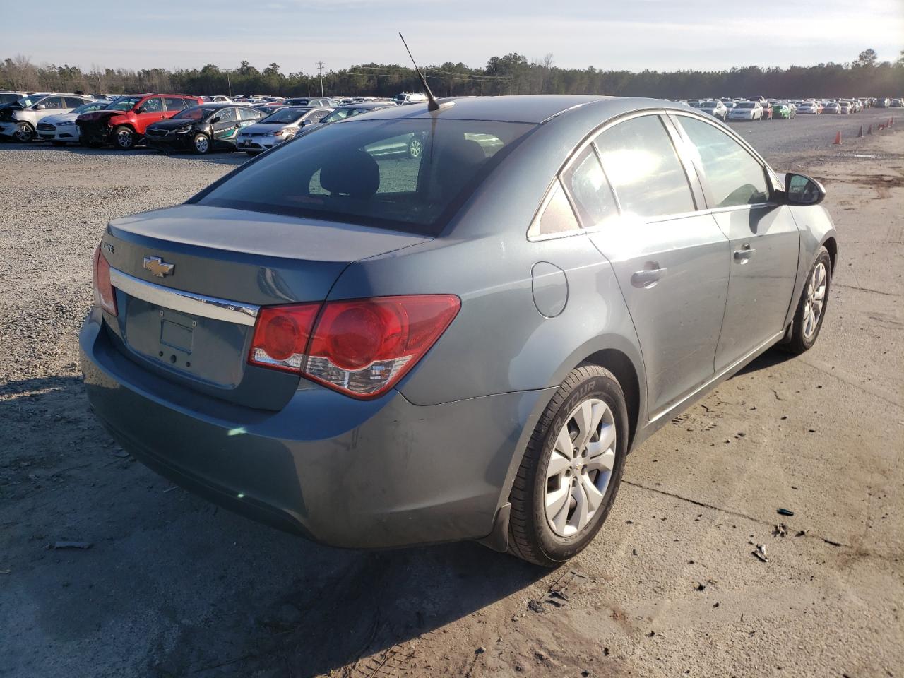 Photo 4 from auction – 2012 CHEVROLET CRUZE LS with VIN 1G1PD5SH0C7233237