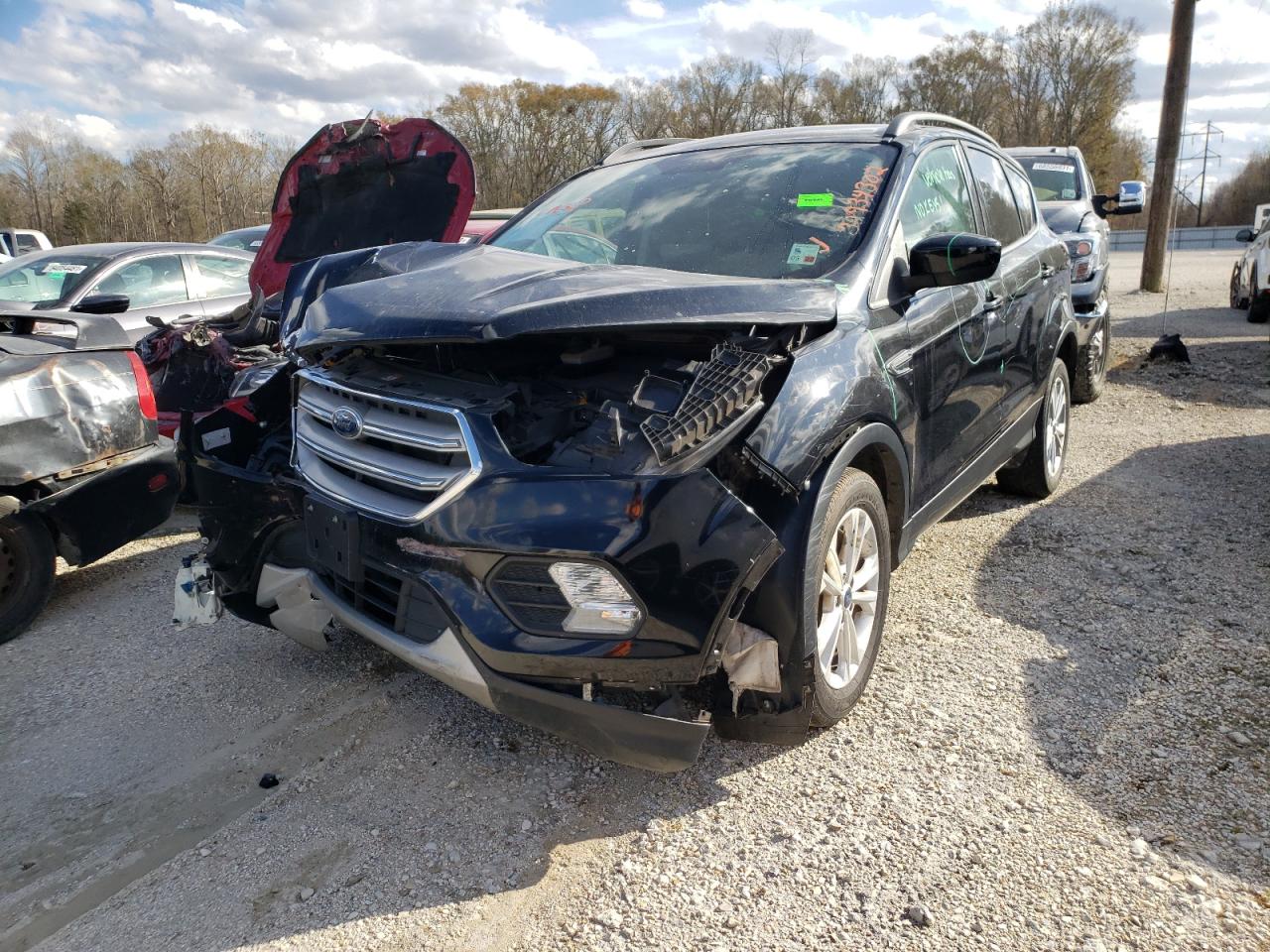 Photo 2 from auction – 2018 FORD ESCAPE SE with VIN 1FMCU0GD4JUB58759