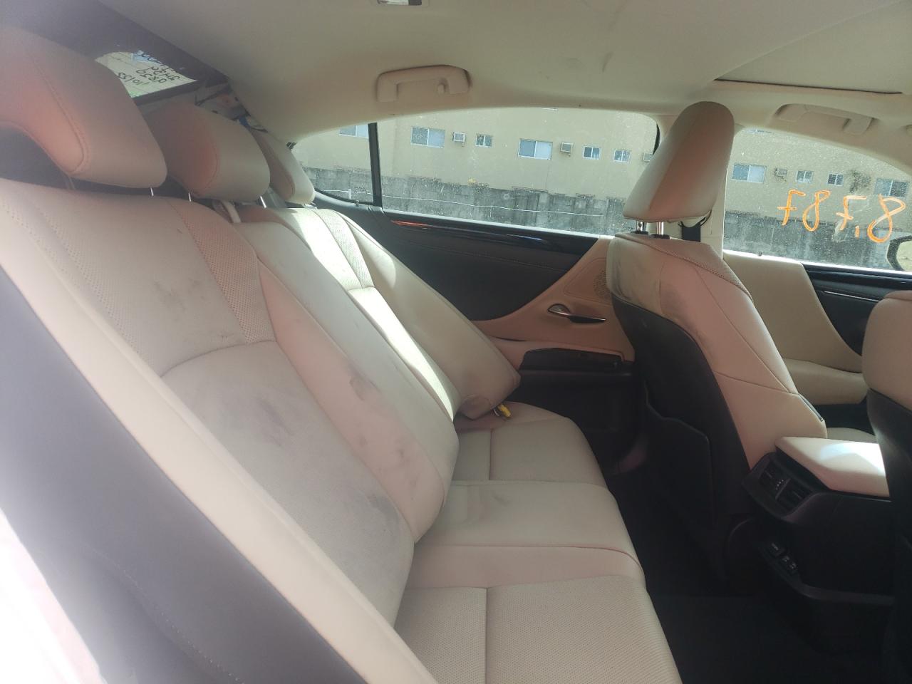 Photo 6 from auction – 2021 LEXUS ES 350 BAS with VIN 58ADZ1B11MU094511