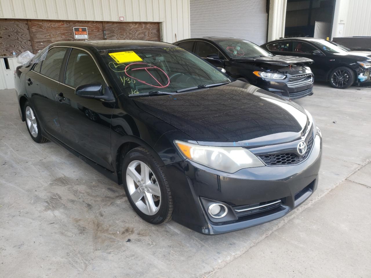 TOYOTA CAMRY L 2014 with VIN 4T1BF1FKXEU744173 - Photo from auction