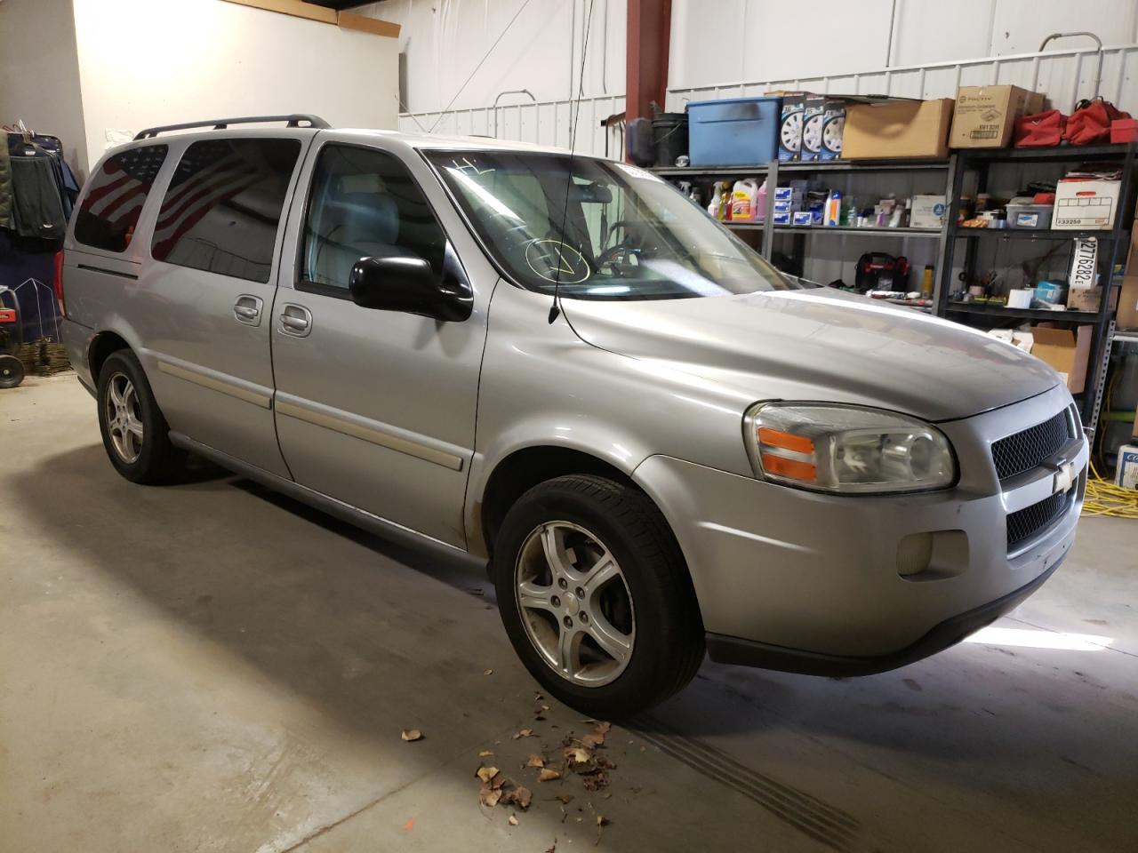 CHEVROLET UPLANDER L 2005 with VIN 1GNDV23L35D212712 - Photo from auction