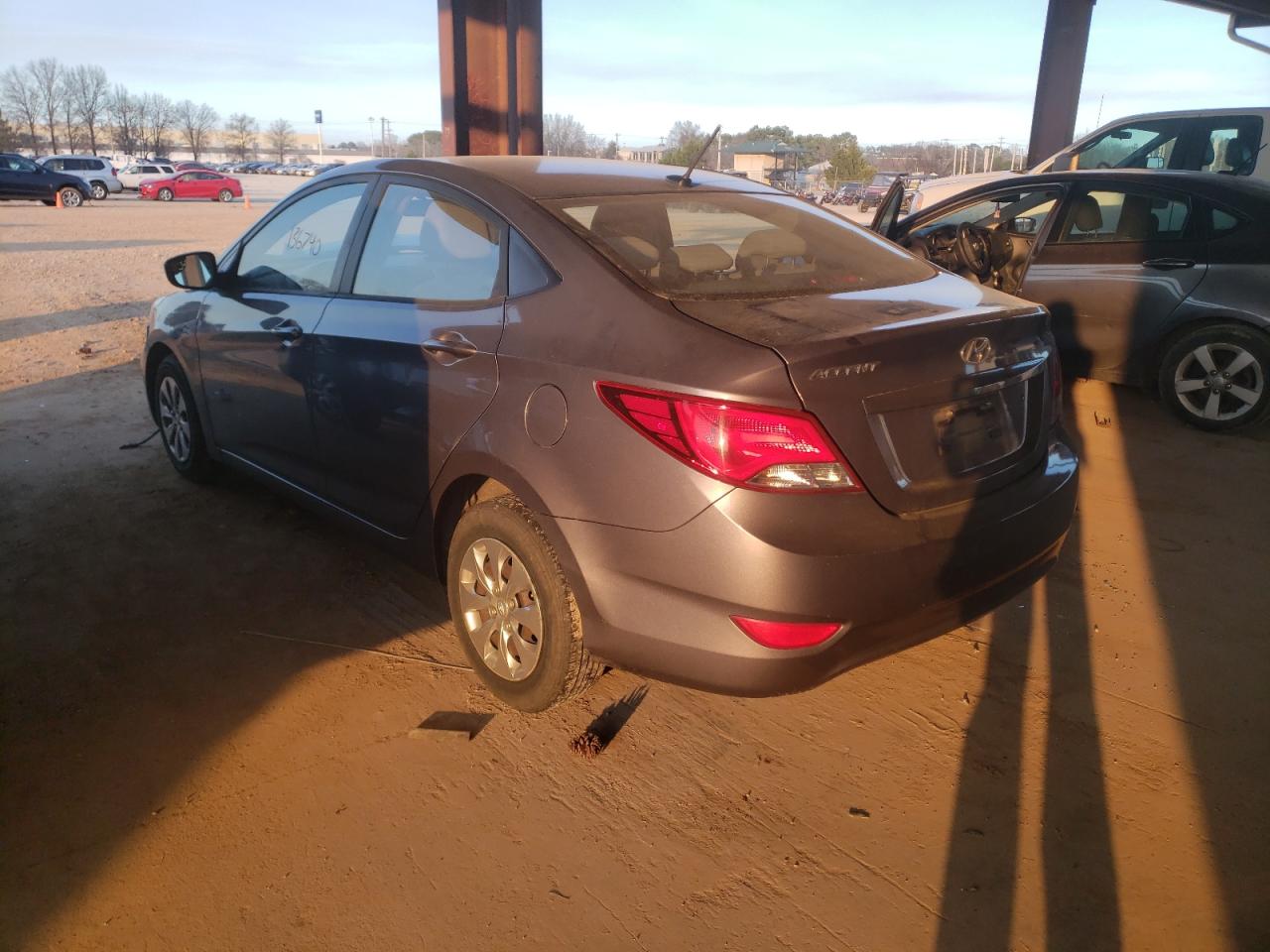 Photo 3 from auction – 2015 HYUNDAI ACCENT GLS with VIN KMHCT4AE2FU876166