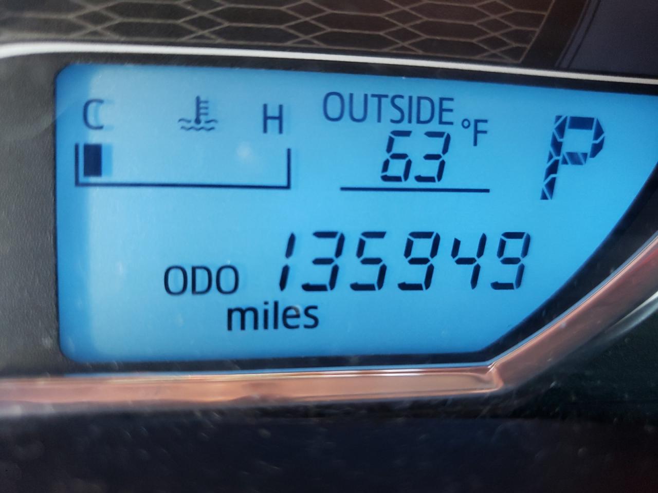 Photo 8 from auction – 2014 TOYOTA COROLLA L with VIN 5YFBURHEXEP142497