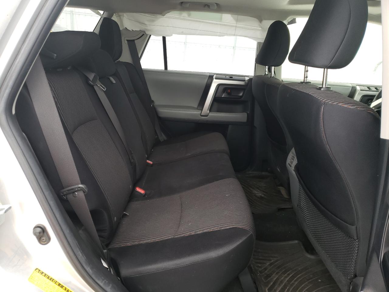 Photo 6 from auction – 2013 TOYOTA 4RUNNER SR with VIN JTEBU5JR2D5117574