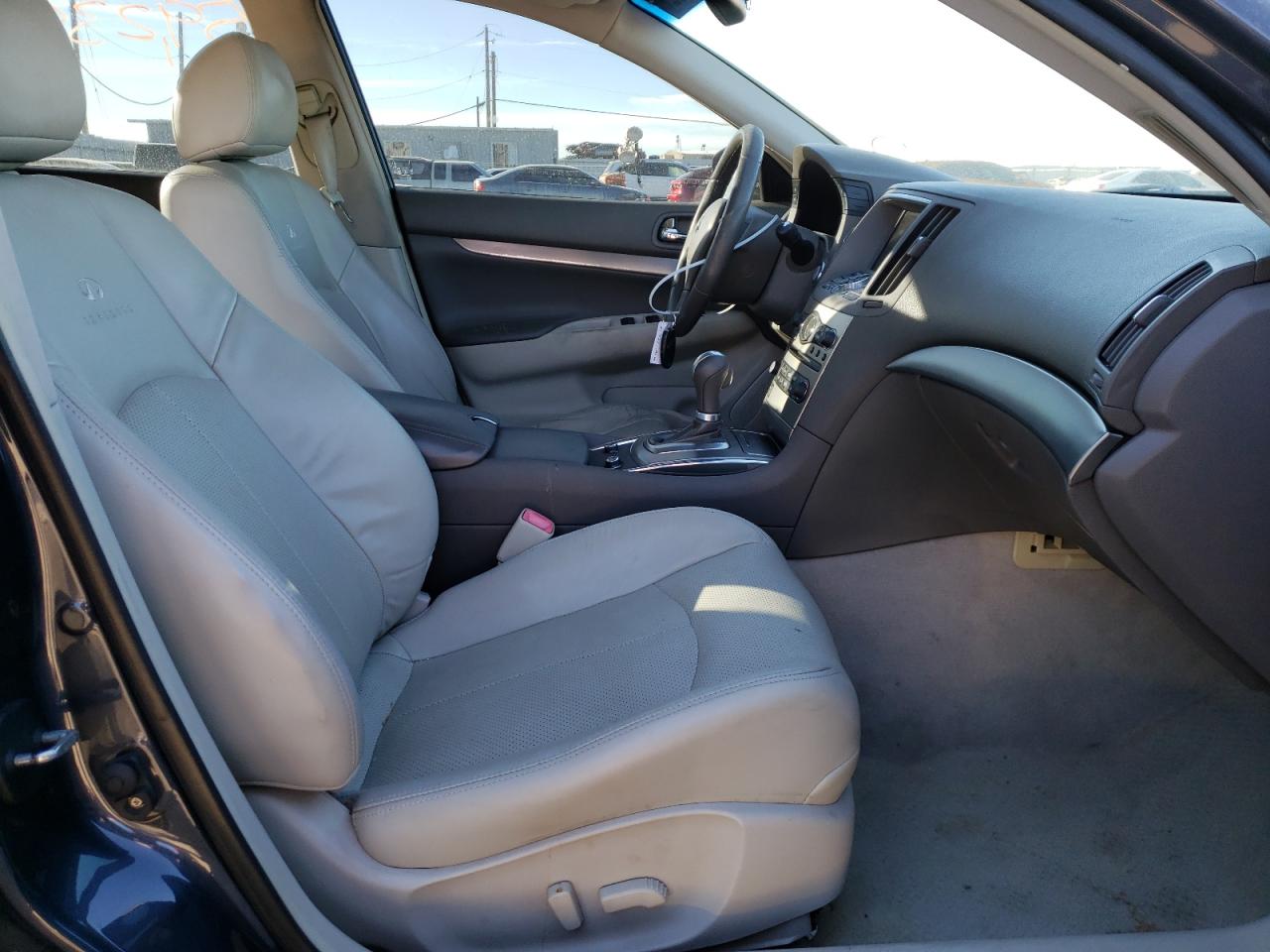 Photo 5 from auction – 2012 INFINITI G37 BASE with VIN JN1CV6AP5CM930800