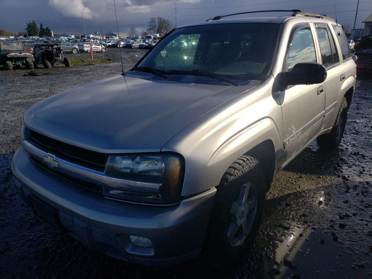 Photo 2 from auction – 2002 CHEVROLET TRAILBLAZE with VIN 1GNDT13S422371401