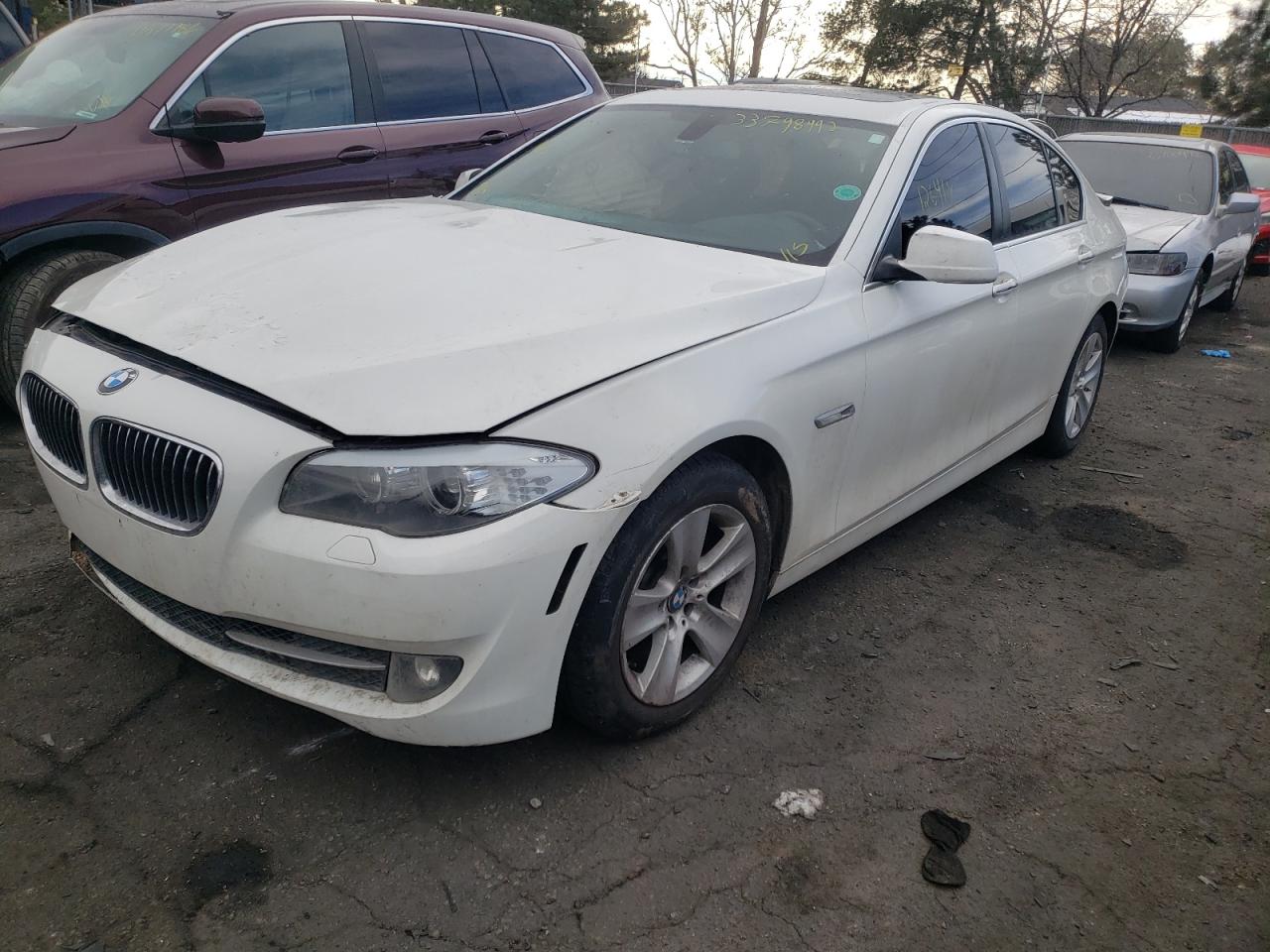 Photo 2 from auction – 2013 BMW 528 XI with VIN WBAXH5C53DDW16914