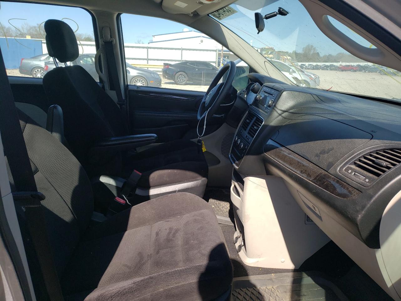 Photo 5 from auction – 2014 DODGE GRAND CARA with VIN 2C4RDGBG0ER249278