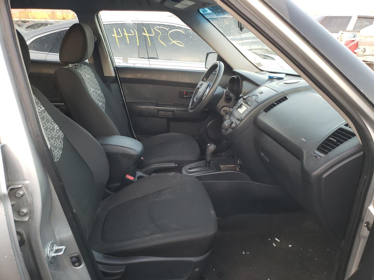 Photo 5 from auction – 2010 KIA SOUL with VIN KNDJT2A24A7060847