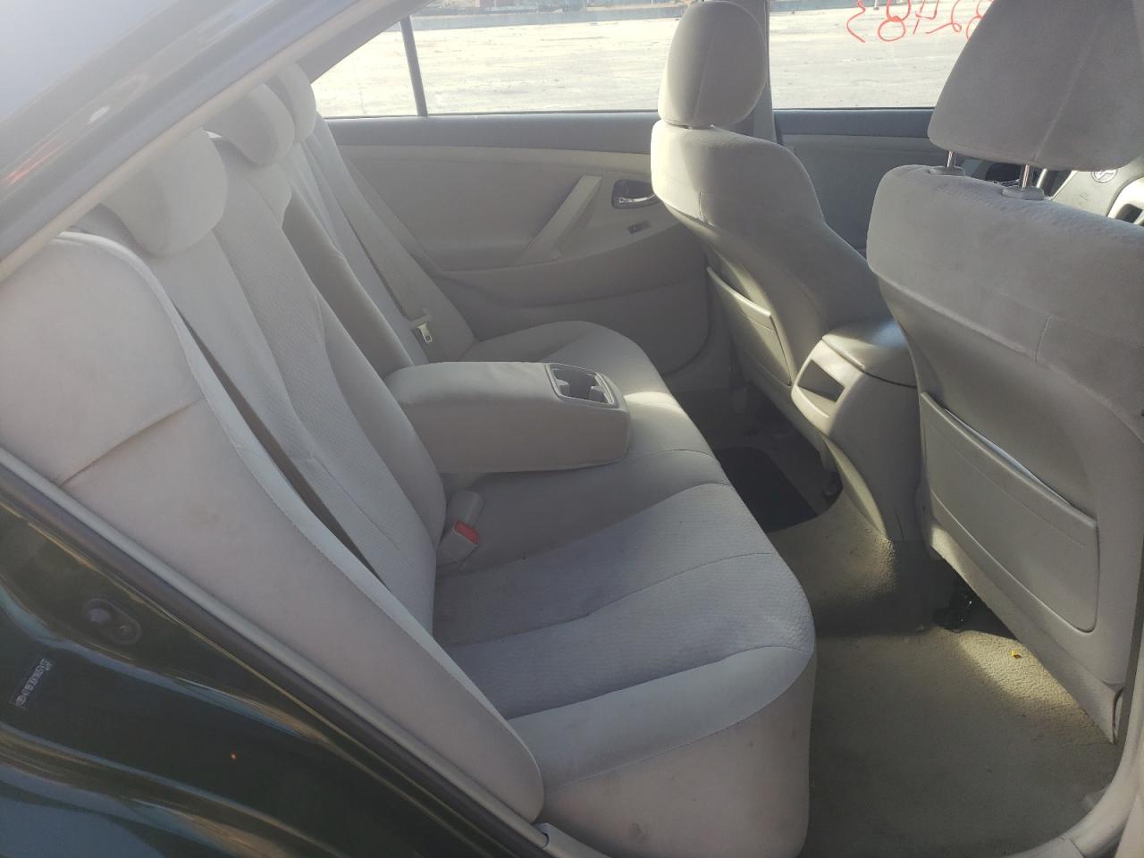Photo 6 from auction – 2010 TOYOTA CAMRY BASE with VIN 4T1BF3EK1AU574132
