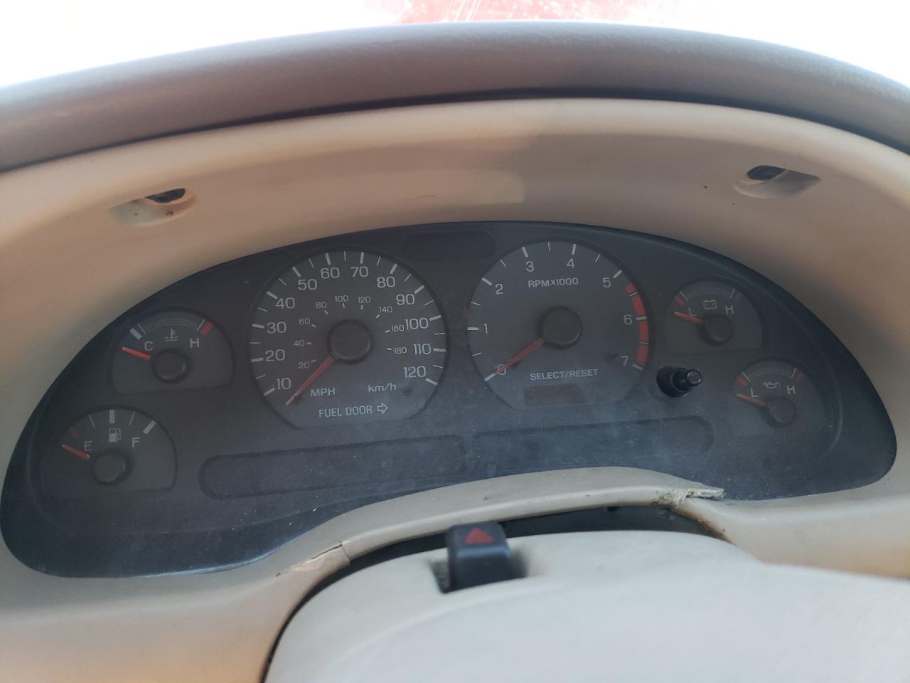 Photo 8 from auction – 2001 FORD MUSTANG with VIN 1FAFP40431F236498