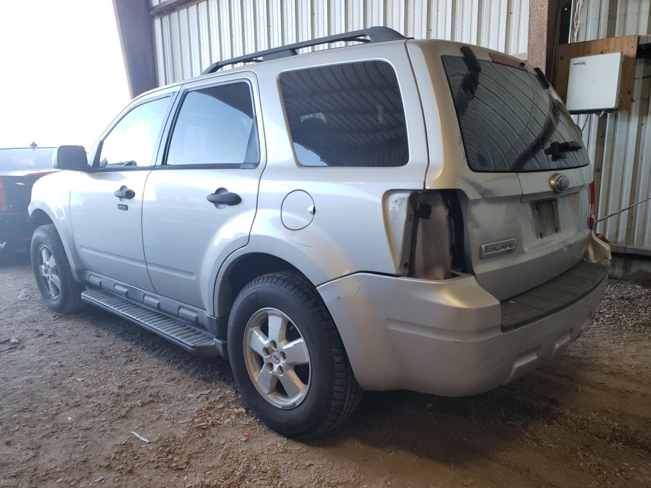 Photo 3 from auction – 2009 FORD ESCAPE XLT with VIN 1FMCU03G99KD15211