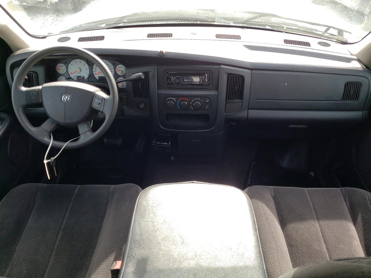 Photo 9 from auction – 2005 DODGE RAM 1500 S with VIN 1D7HA18D55S162303