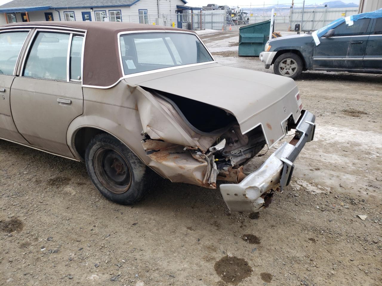 Фото 9 с аукциона – 1984 BUICK REGAL с VIN 1G4AJ69A7EH403199