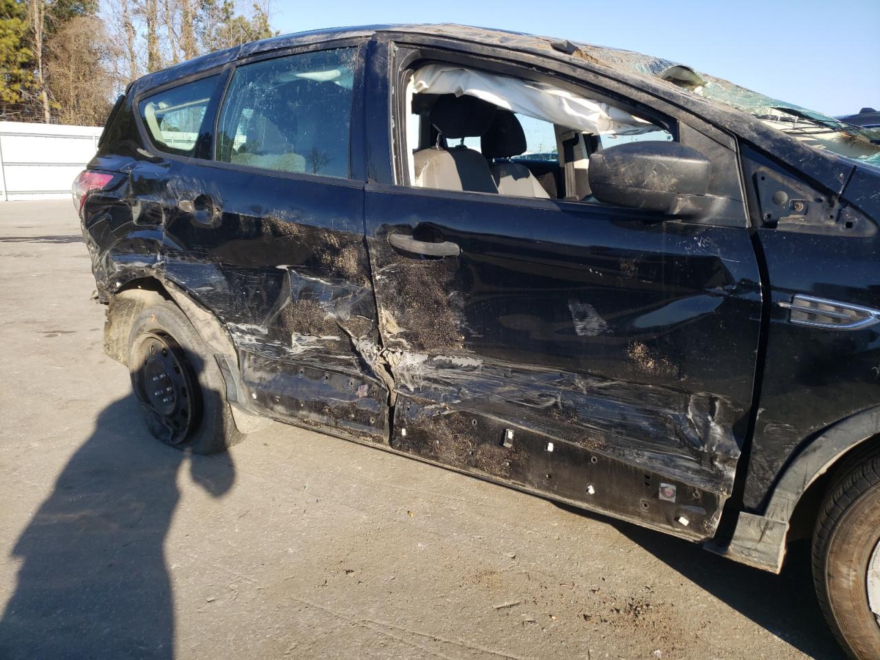 Photo 9 from auction – 2017 FORD ESCAPE with VIN 1FMCU0F71HUC42740