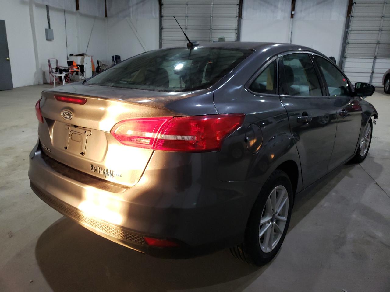 Фото 4 с аукциона – 2018 FORD FOCUS SE с VIN 1FADP3F2XJL237267
