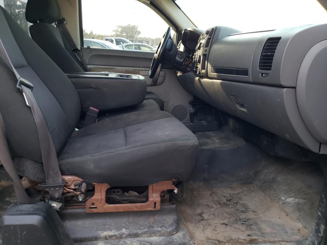 Photo 5 from auction – 2012 CHEVROLET SILVERADO with VIN 1GCRKPE72CZ160378