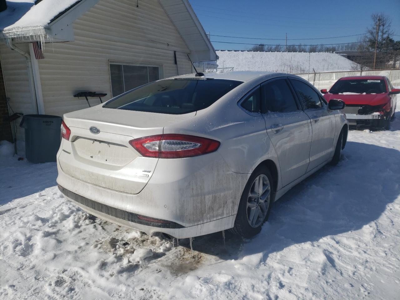 Photo 4 from auction – 2015 FORD FUSION SE with VIN 3FA6P0HD8FR143175