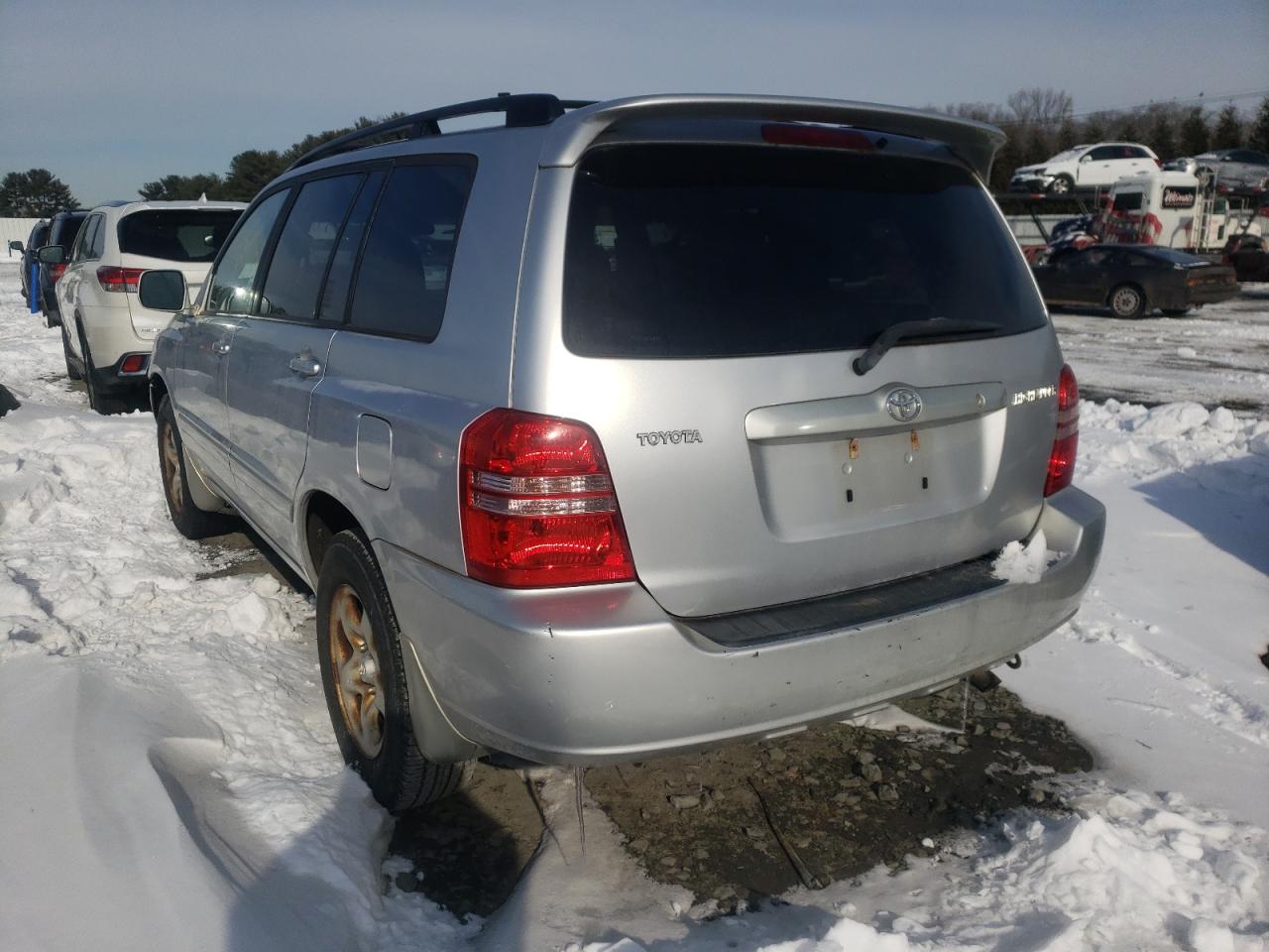 Photo 3 from auction – 2002 TOYOTA HIGHLANDER with VIN JTEGD21A420045785