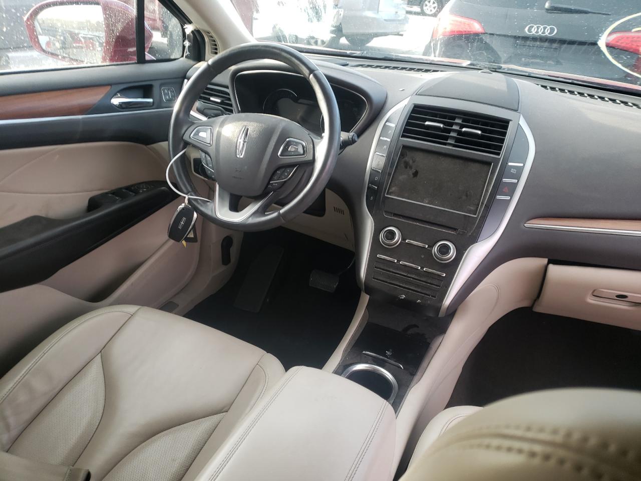 Photo 9 from auction – 2019 LINCOLN MKC SELECT with VIN 5LMCJ2D95KUL19087