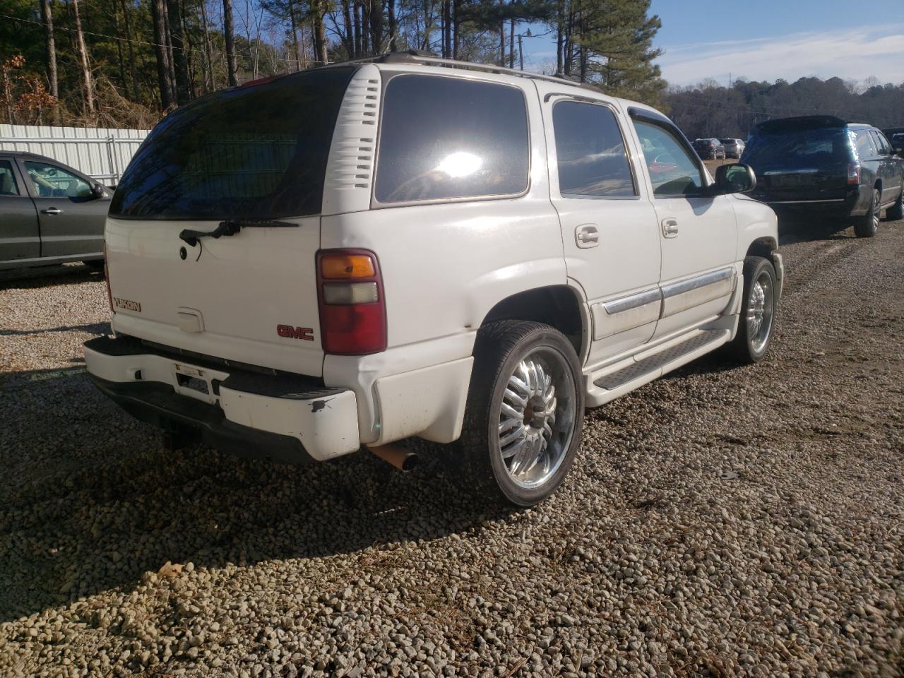 Photo 4 from auction – 2001 GMC YUKON with VIN 1GKEK13V32J283511