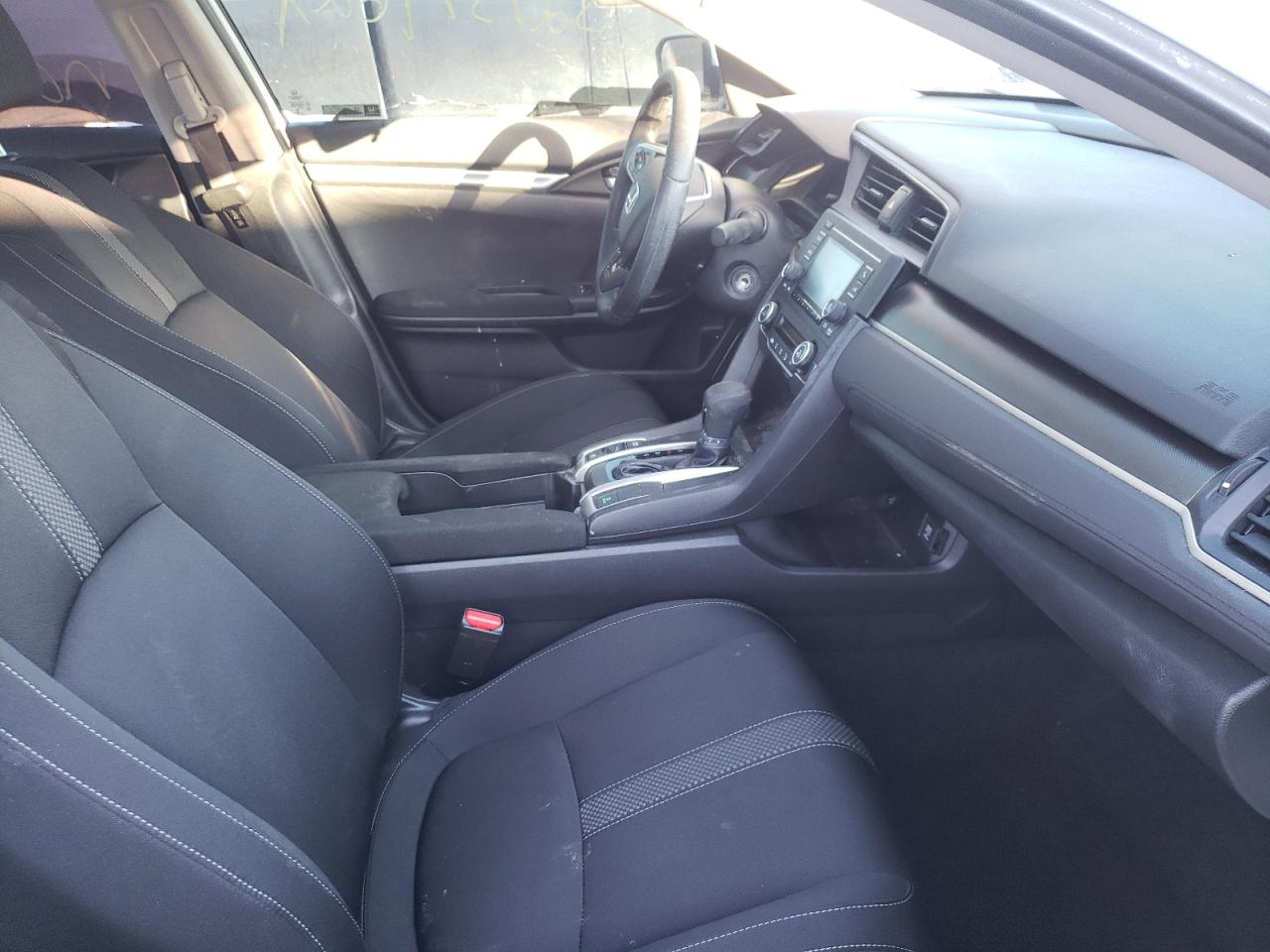 Photo 5 from auction – 2021 HONDA CIVIC with VIN 2HGFC2F63MH514677