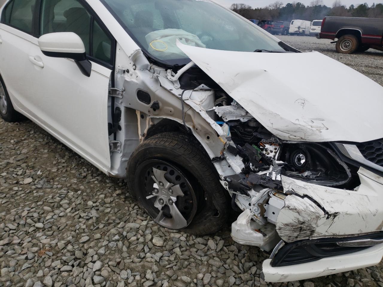 Photo 9 from auction – 2015 HONDA CIVIC LX with VIN 19XFB2F57FE016201