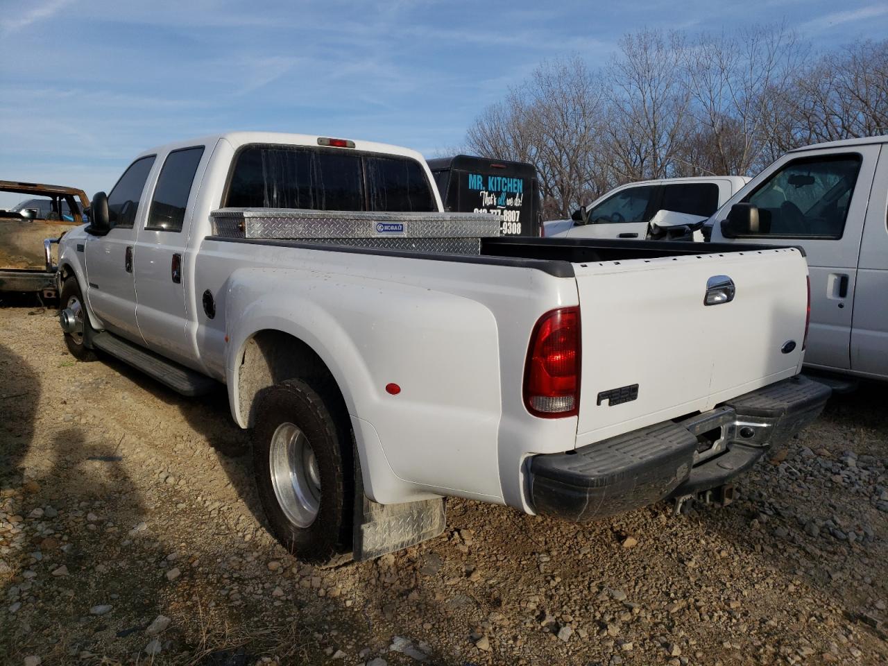 Photo 3 from auction – 2002 FORD F350 SUPER with VIN 1FTWW32F72ED30459
