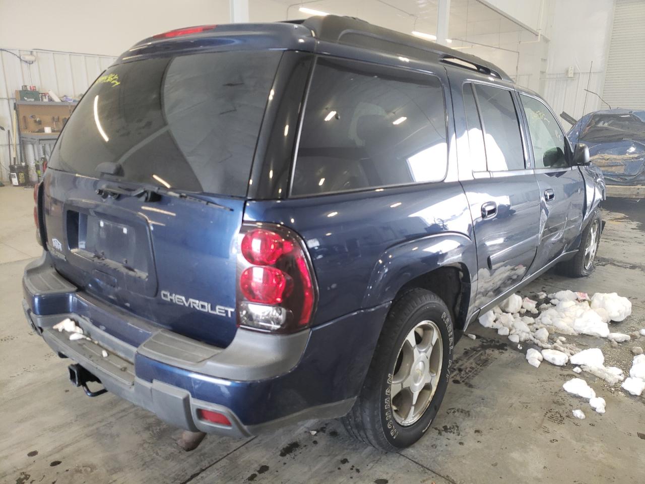 Photo 4 from auction – 2004 CHEVROLET TRAILBLAZE with VIN 1GNET16PX46208761