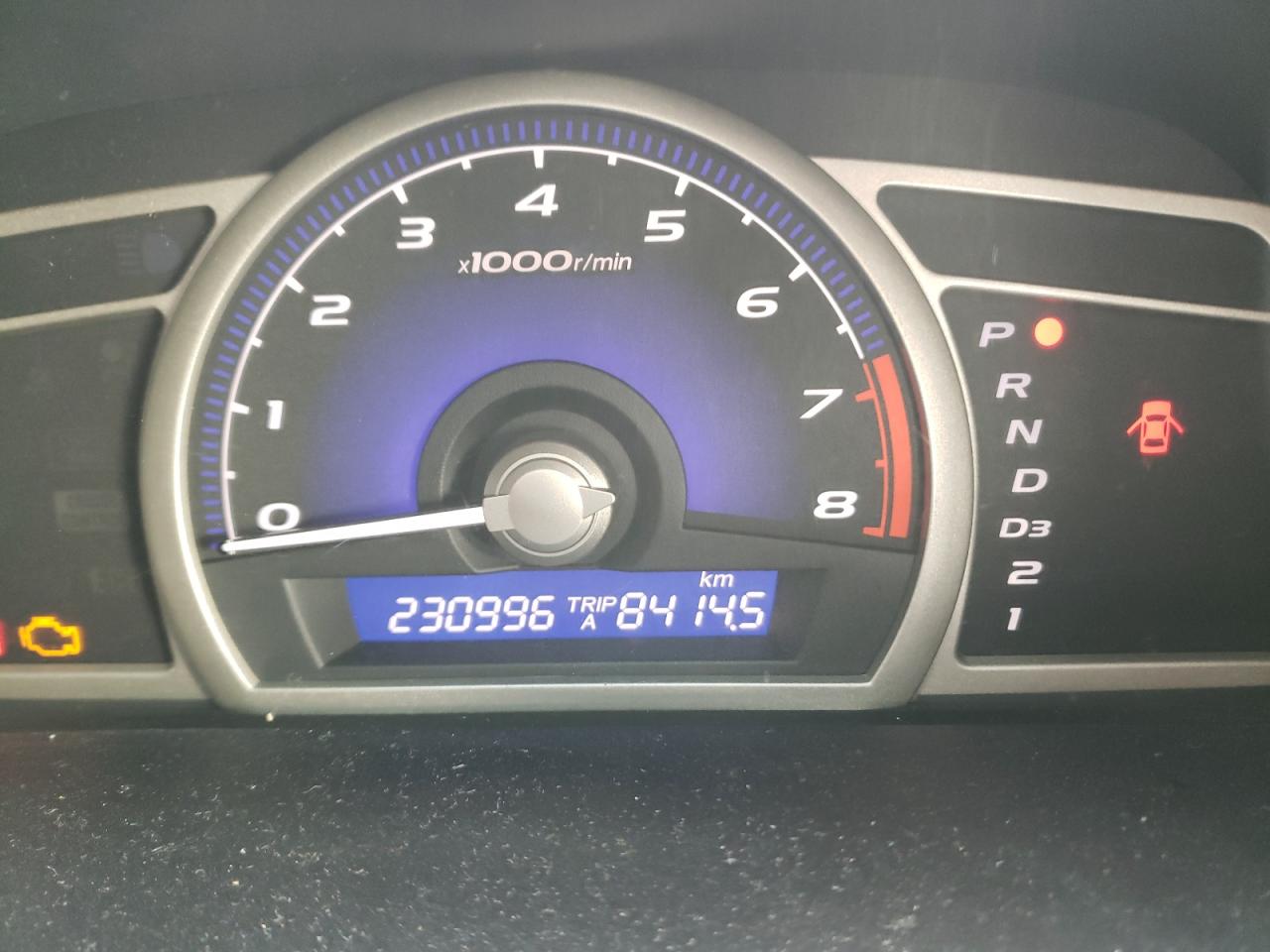 Photo 8 from auction – 2008 HONDA CIVIC LX with VIN 2HGFA16518H108586