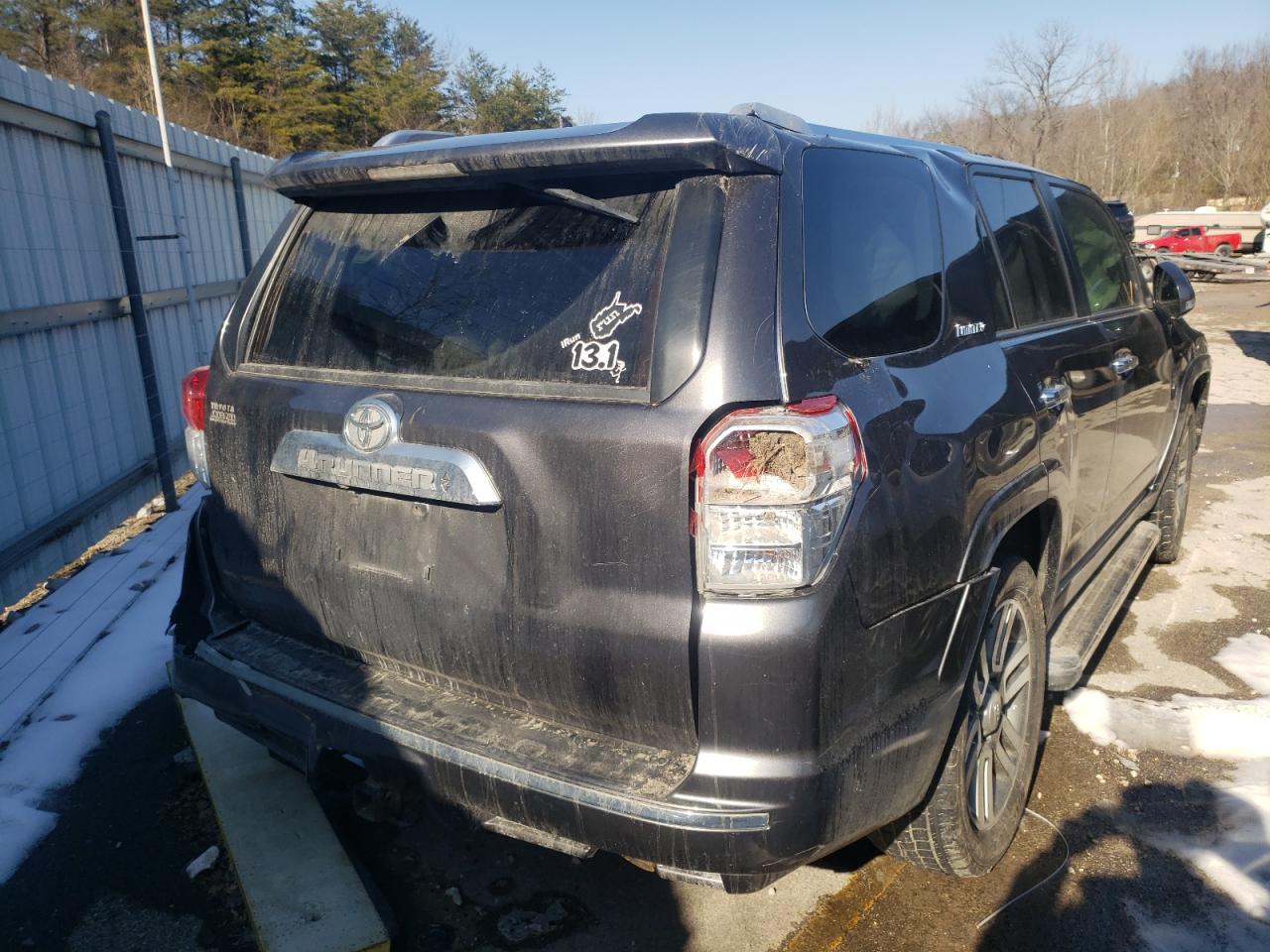 Photo 4 from auction – 2011 TOYOTA 4RUNNER SR with VIN JTEBU5JRXB5047349