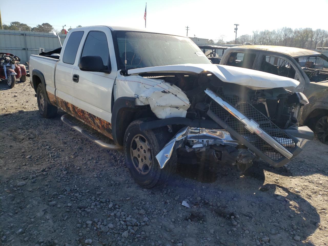CHEVROLET SILVERADO 2003 with VIN 2GCEC19X931149325 - Photo from auction
