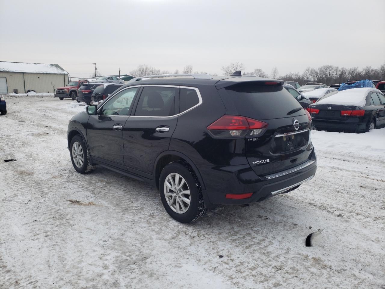 Photo 3 from auction – 2018 NISSAN ROGUE S with VIN KNMAT2MV2JP577151