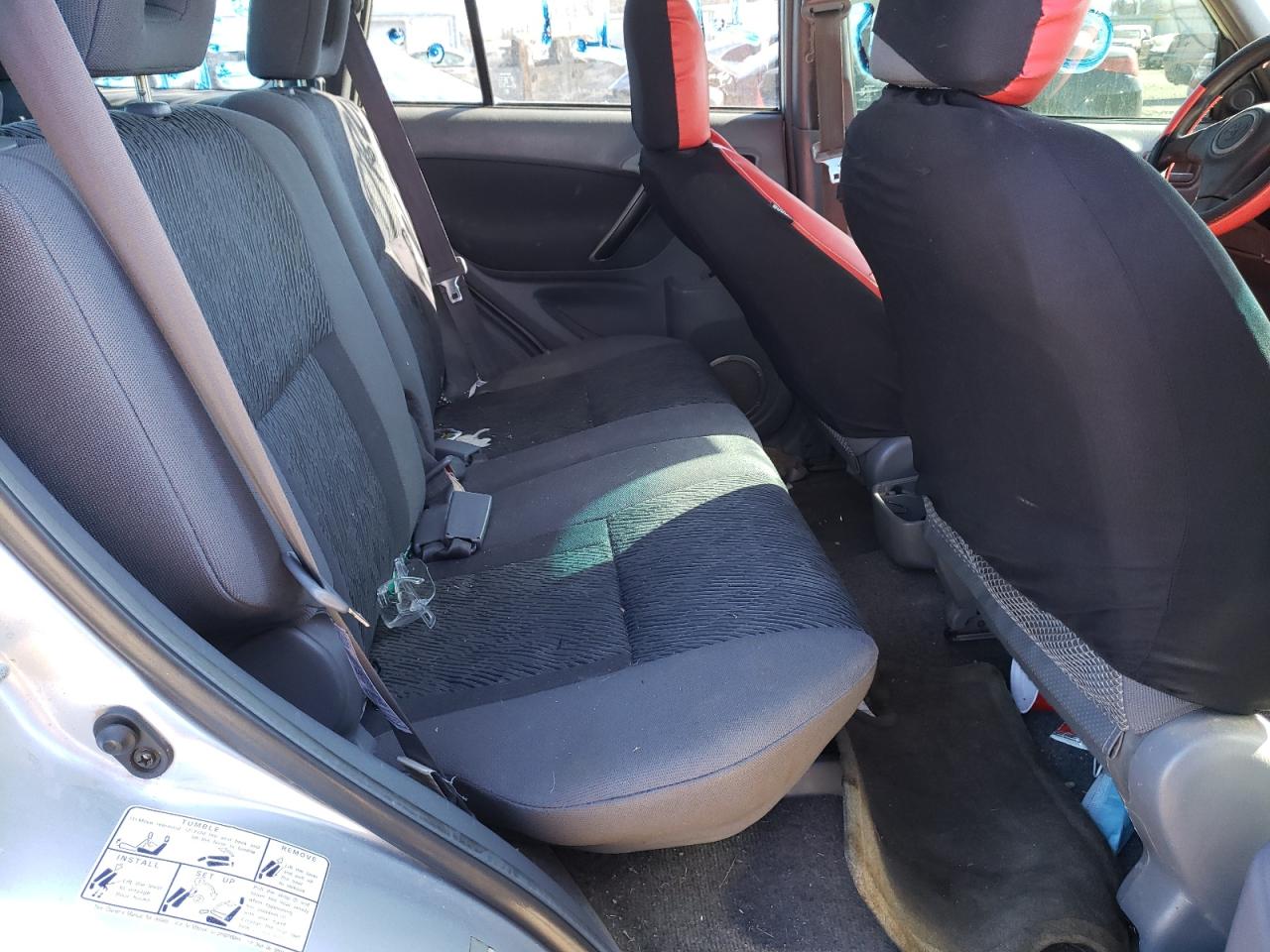 Photo 6 from auction – 2003 TOYOTA RAV4 with VIN JTEHH20V136096334