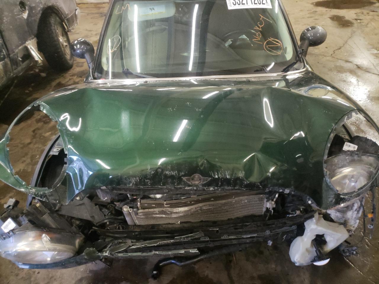 Photo 7 from auction – 2011 MINI COOPER CLU with VIN WMWZF3C52BT188548