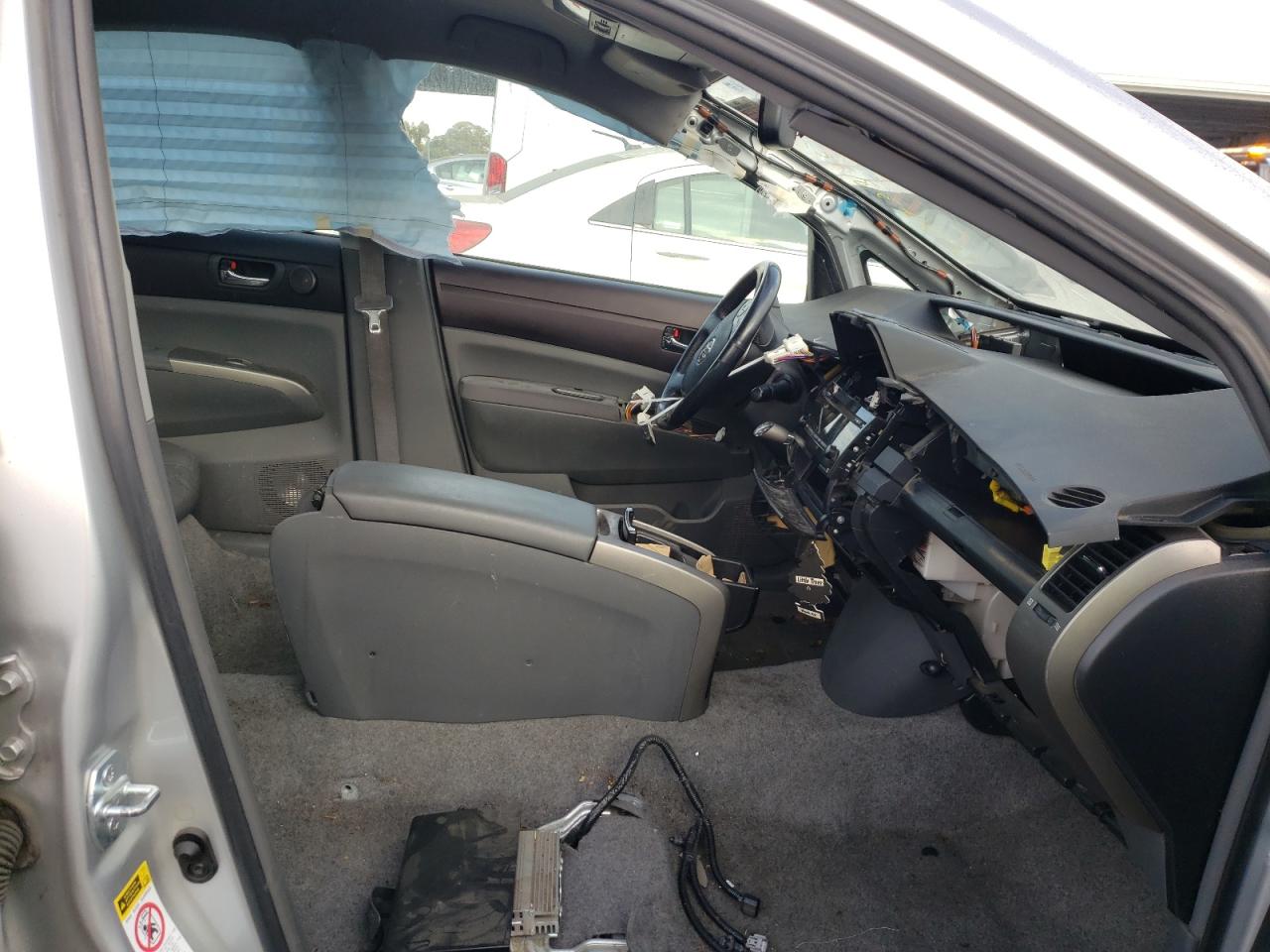 Photo 5 from auction – 2007 TOYOTA PRIUS with VIN JTDKB20U077661630