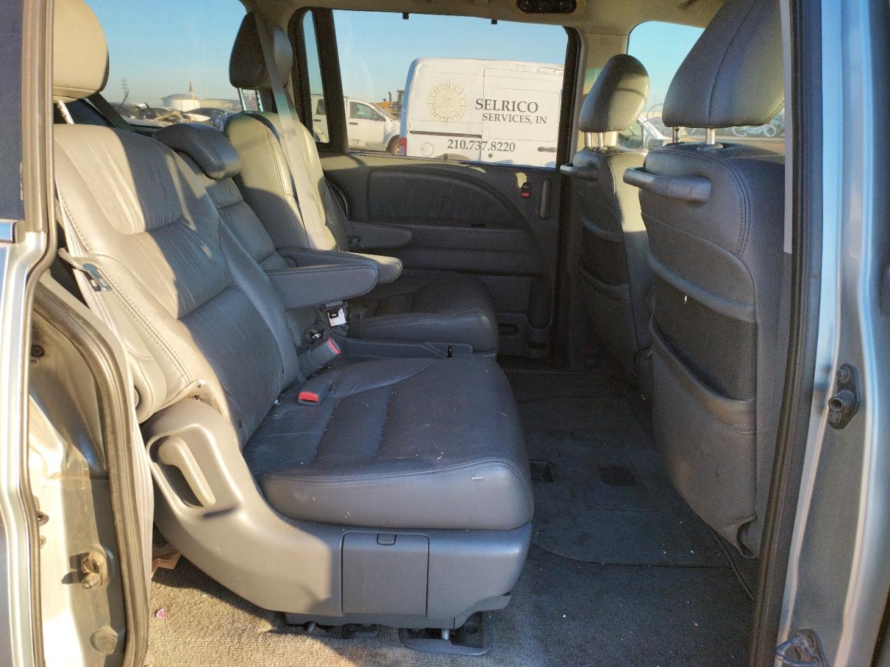 Photo 6 from auction – 2007 HONDA ODYSSEY EX with VIN 5FNRL38767B092101