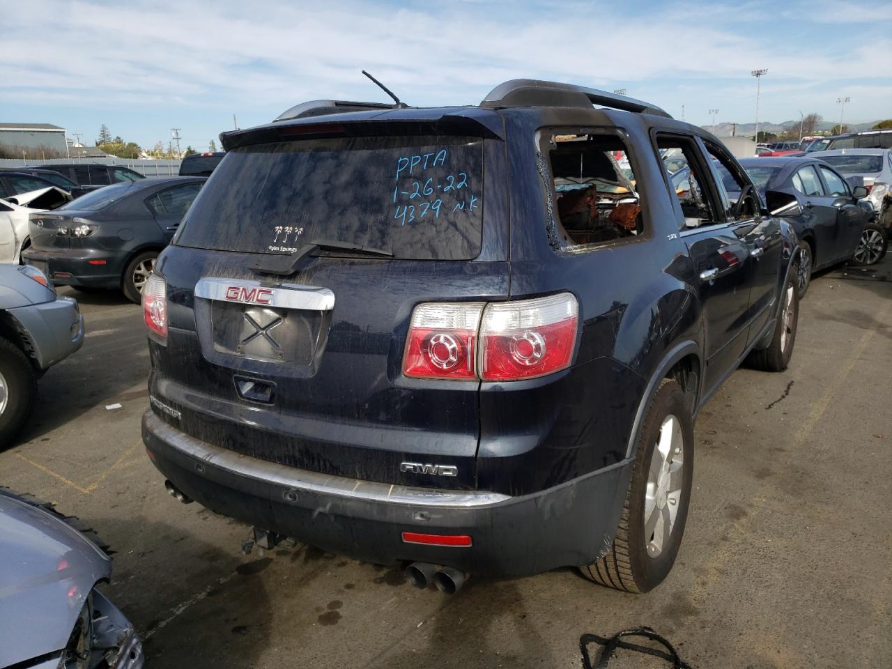 Photo 4 from auction – 2008 GMC ACADIA SLT with VIN 1GKEV23738J124379