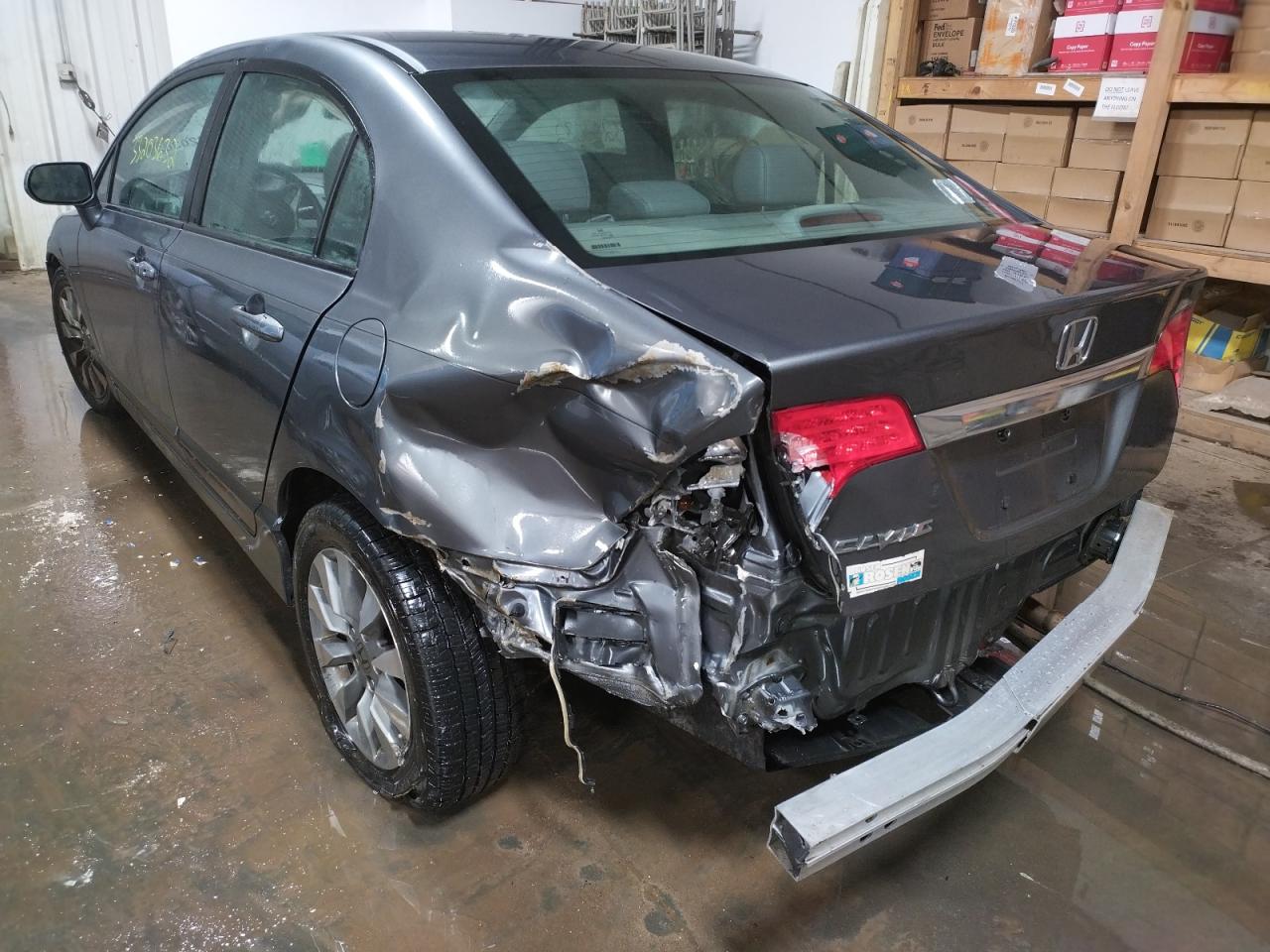 Photo 3 from auction – 2010 HONDA CIVIC EXL with VIN 19XFA1F91AE026702