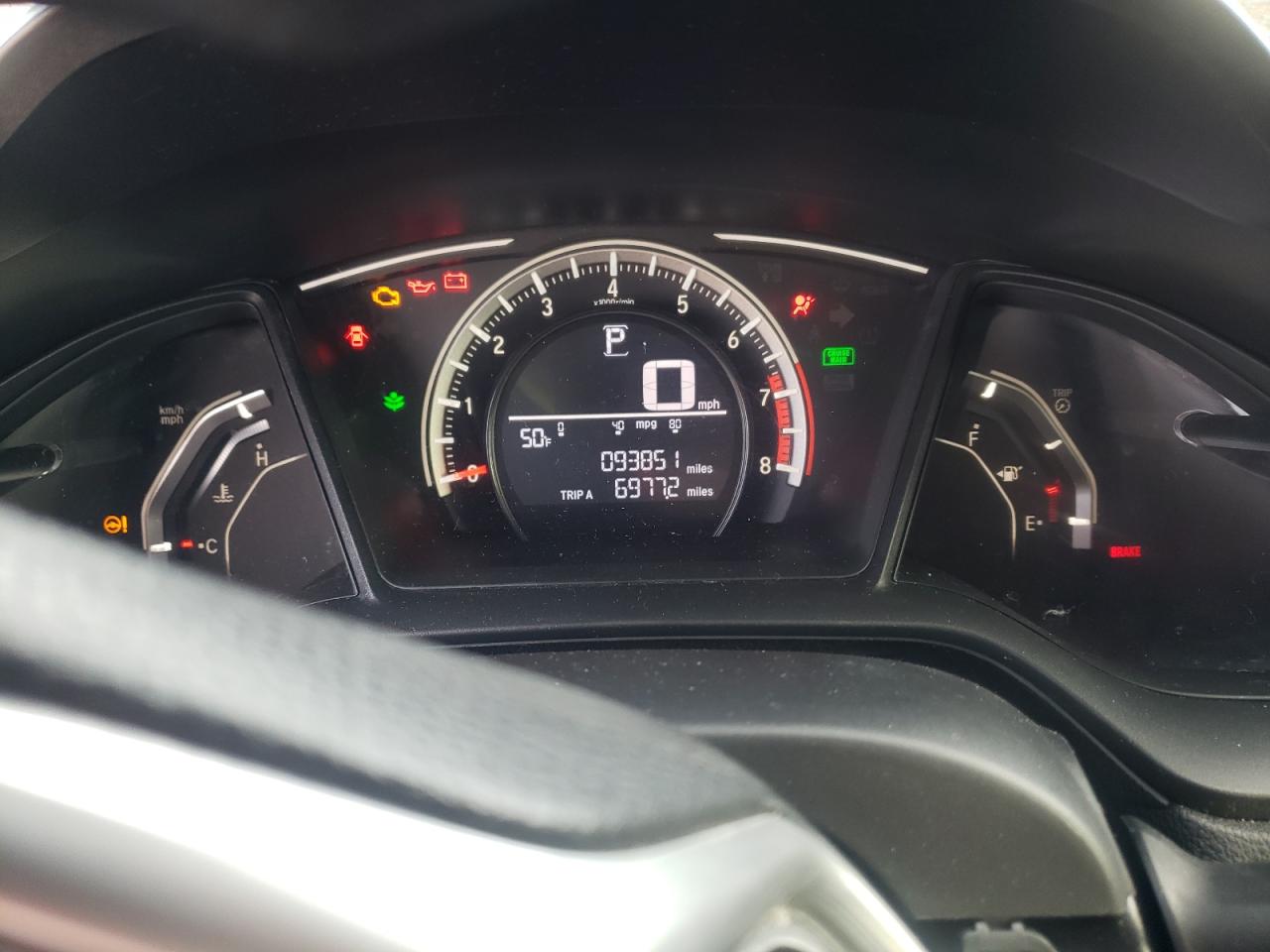 Photo 12 from auction – 2017 HONDA CIVIC LX with VIN 2HGFC2F53HH537339