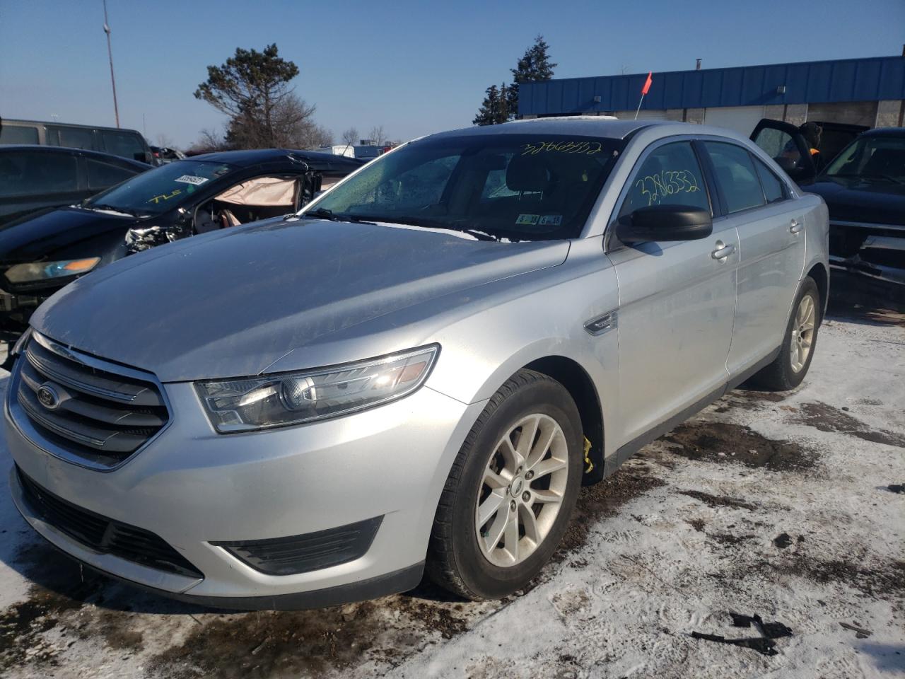 Photo 2 from auction – 2013 FORD TAURUS SE with VIN 1FAHP2D83DG188607