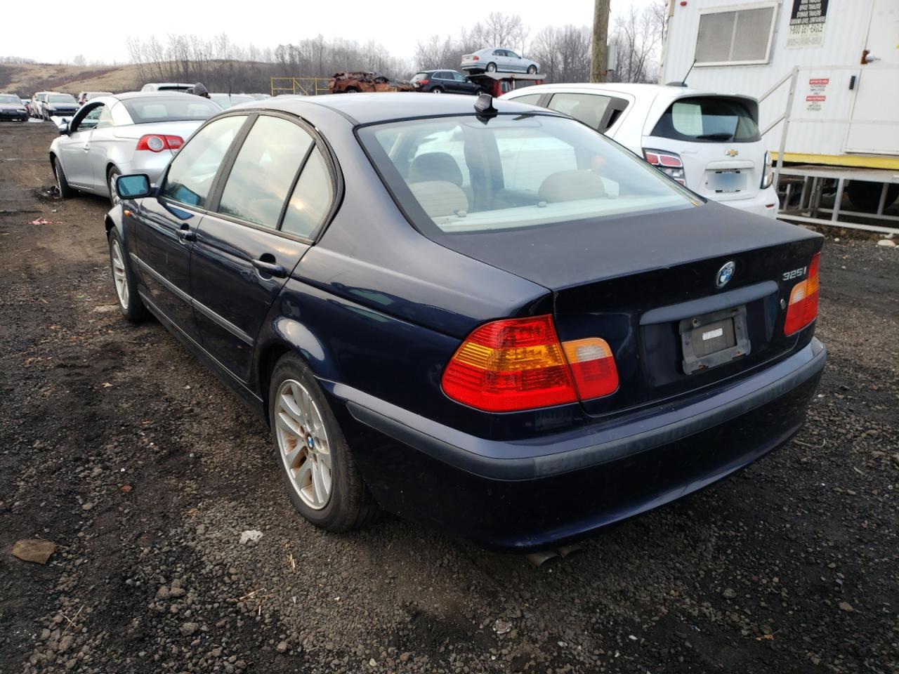 Photo 3 from auction – 2003 BMW 325 I with VIN WBAET374X3NJ24434