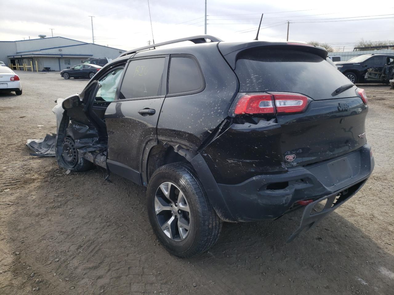 Photo 3 from auction – 2016 JEEP CHEROKEE T with VIN 1C4PJMBB1GW245303