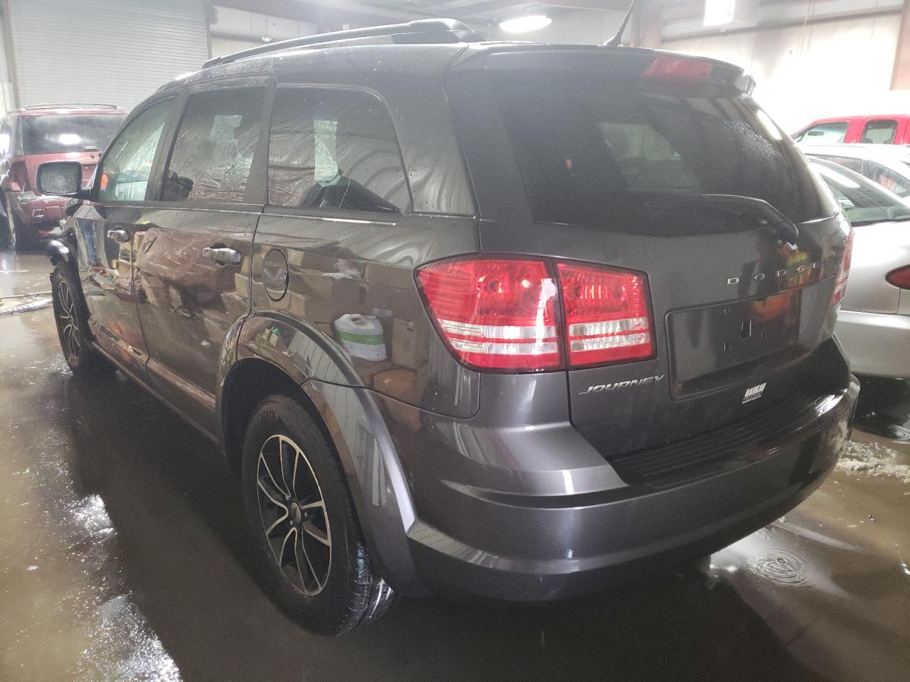 Photo 3 from auction – 2018 DODGE JOURNEY SE with VIN 3C4PDCAB7JT383377