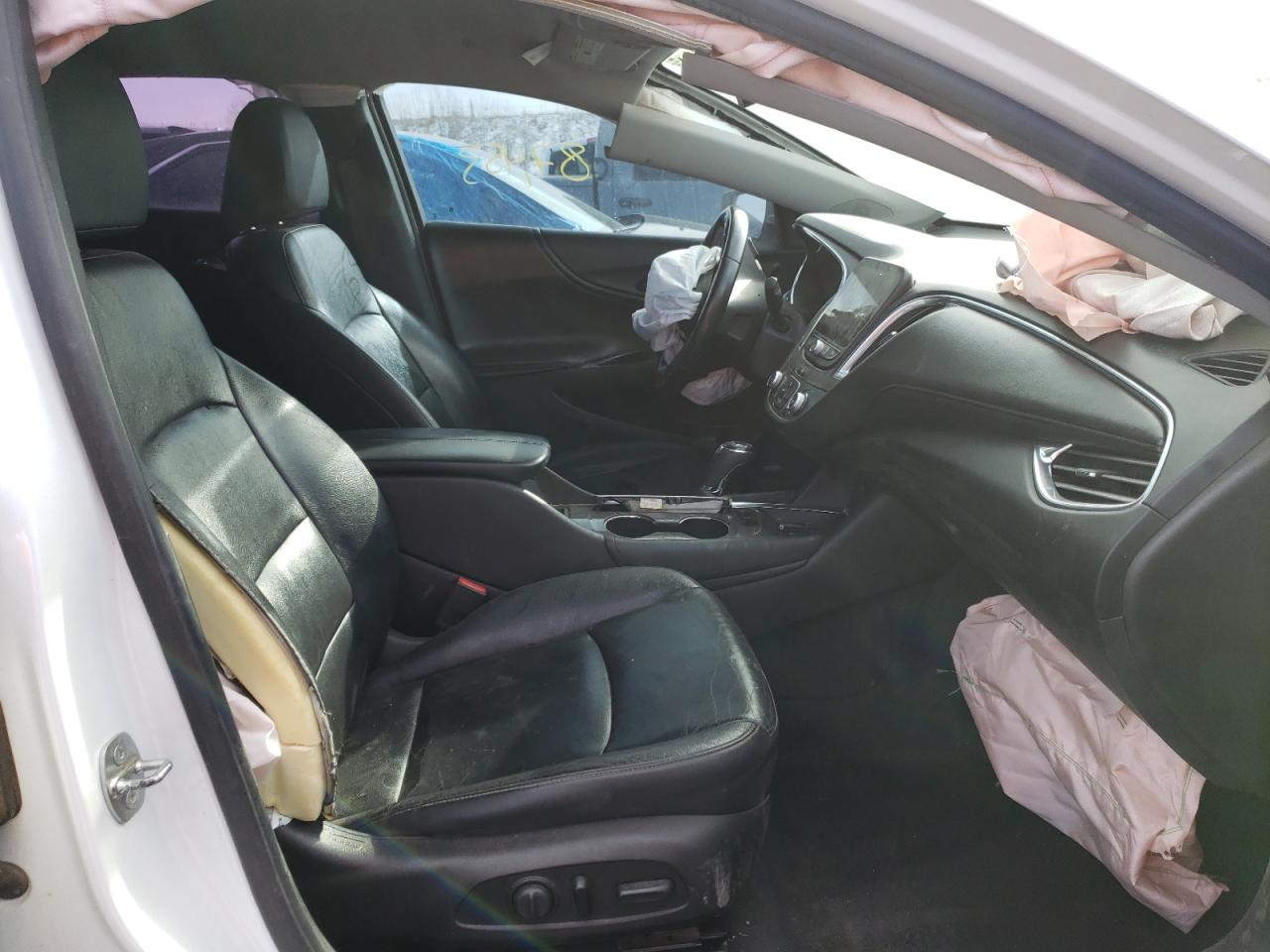 Photo 5 from auction – 2016 CHEVROLET MALIBU LT with VIN 1G1ZE5ST4GF348462