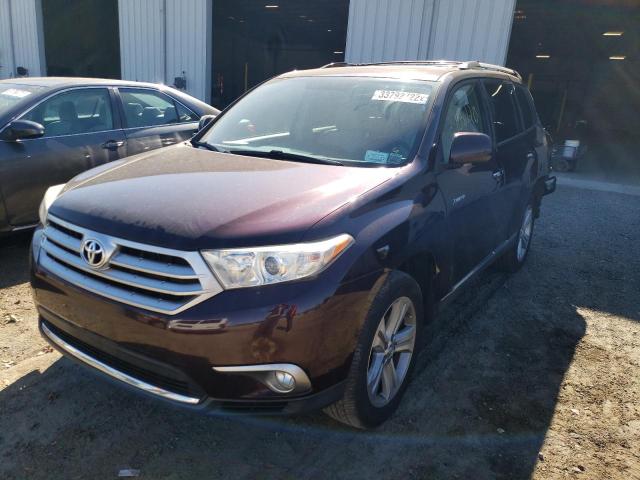 Photo 2 from auction – 2013 TOYOTA HIGHLANDER with VIN 5TDDK3EH2DS243257