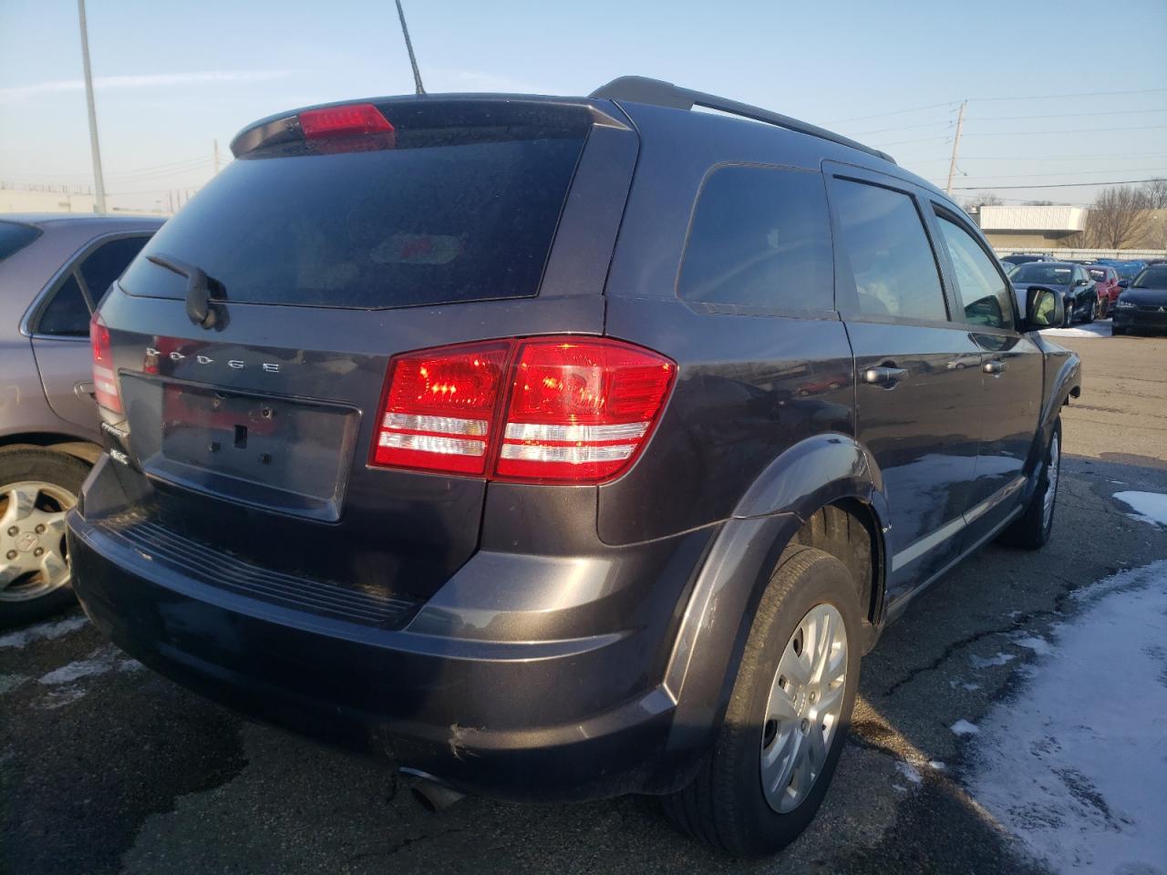Photo 4 from auction – 2018 DODGE JOURNEY SE with VIN 3C4PDCAB4JT506360
