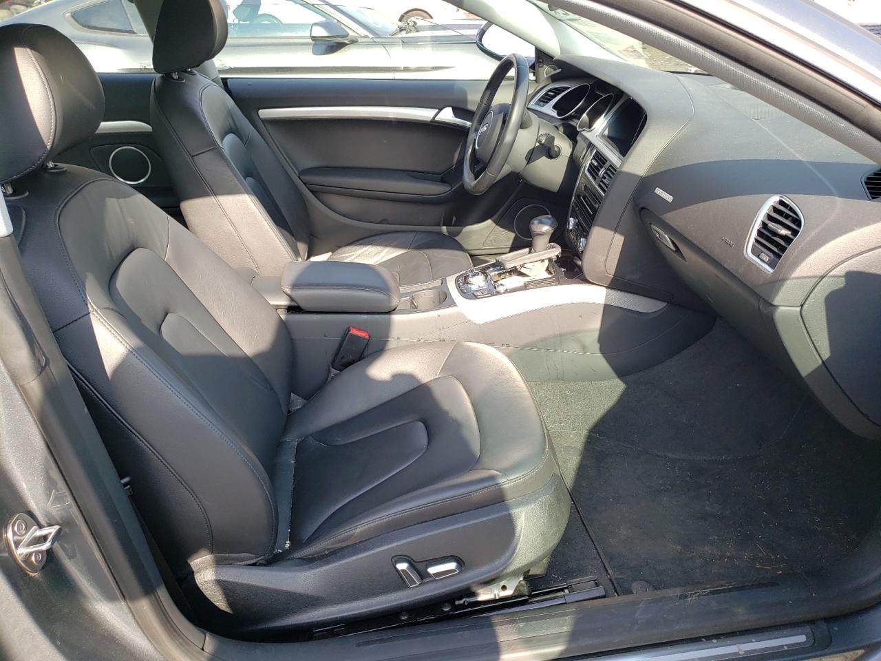 Photo 5 from auction – 2015 AUDI A5 PREMIUM with VIN WAUMFAFR1FA055472