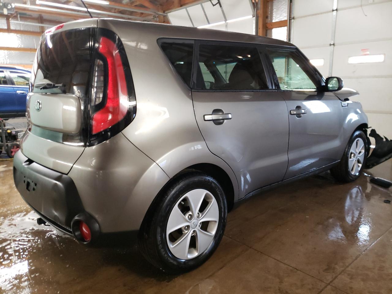 Photo 4 from auction – 2016 KIA SOUL with VIN KNDJN2A28G7341231